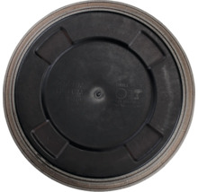 Unterseite eines Pflanzgefäßes mit Bohranleitung für die Entwässerung