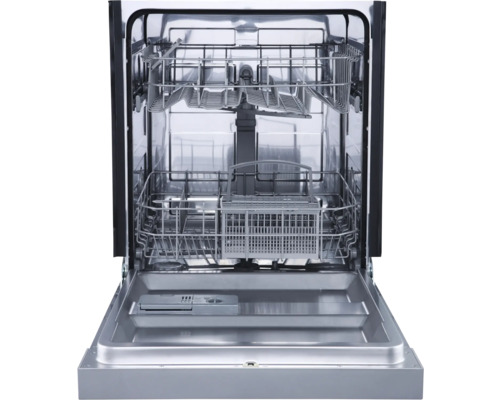 Geöffneter Geschirrspüler mit Besteckkörben und Geschirrkörben