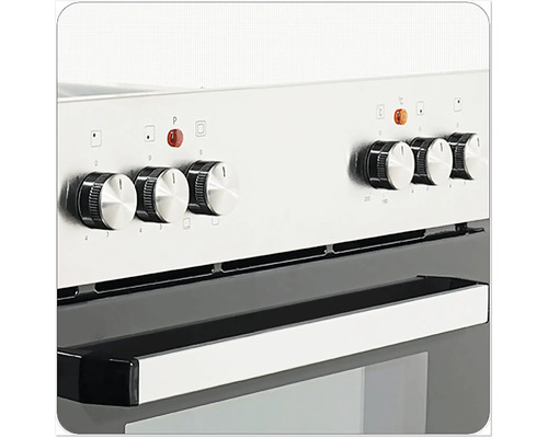 Detailansicht eines Elektroherds mit Bedienknebeln und Griff