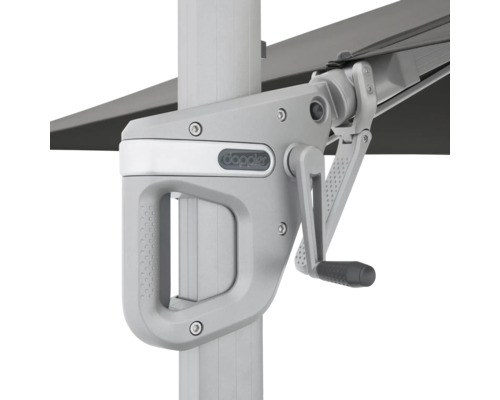 Detailaufnahme eines Sonnenschirms mit Kurbelmechanismus und Doppler Logo.