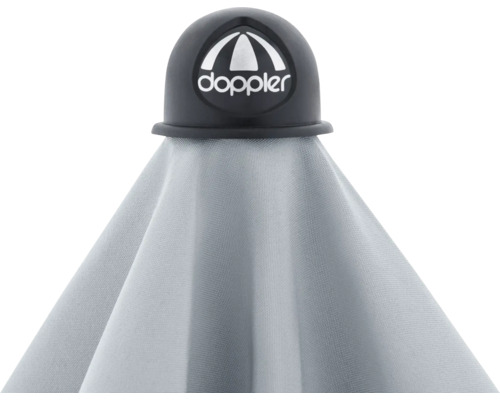 Doppler Logo auf einem Sonnenschirm