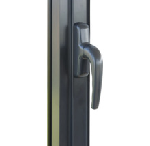 Fenstergriff an einem Fenster