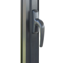 Fenstergriff an einem Fensterrahmen