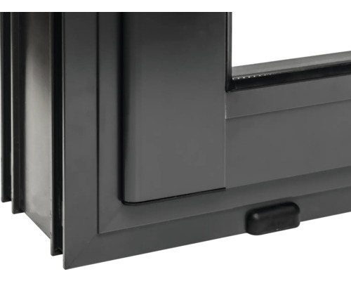 Detailansicht eines grauen Kunststofffensters