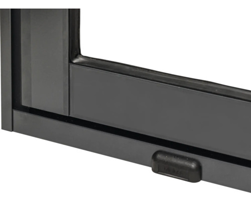 Detailansicht eines Fensters mit Fensterrahmen