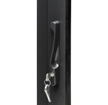 Türgriff mit Schlüssel im Schloss