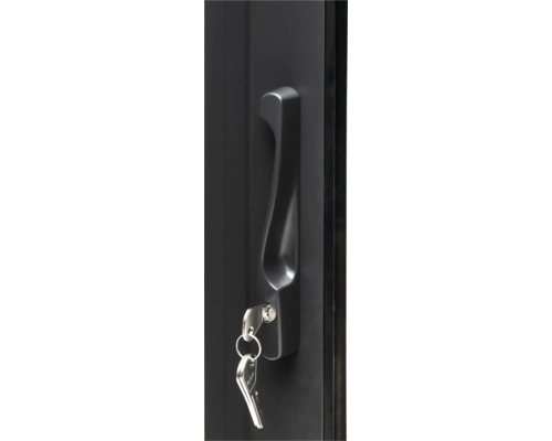 Schwarzer Türgriff mit Schlüsseln