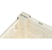 Detailansicht Eckverbindung Holzhaus 120x120 Millimeter und Wandstärke 44 Millimeter