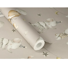 Tapetenrolle mit kindlichem Tiermuster
