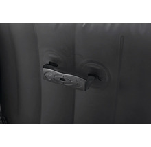 Griff an einem aufblasbaren Whirlpool