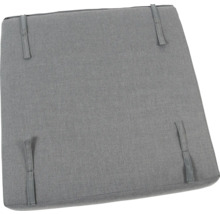 Graues Sitzkissen mit Haltebändern.