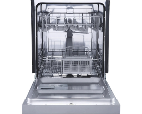 Geöffneter Geschirrspüler mit Spülkörben