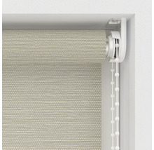 Detailaufnahme eines Rollos mit Kettenzug zur Fensterdekoration