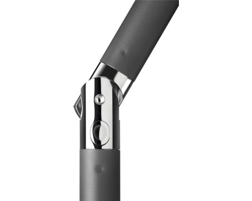 Detailaufnahme eines Sonnenschirmgelenks aus Metall