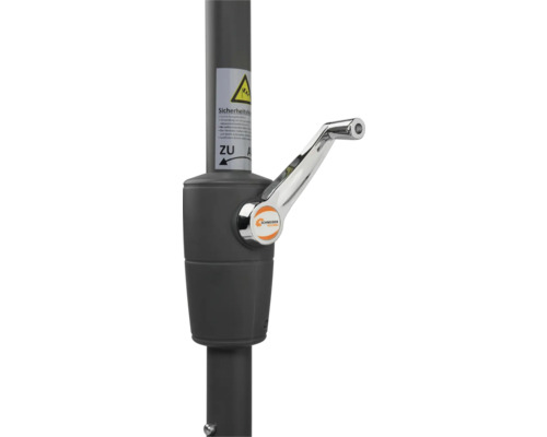 Kurbelmechanismus eines Sonnenschirms mit Schneider Schirme Logo