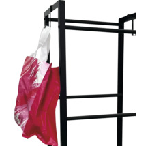 Kleiderständer mit Tasche