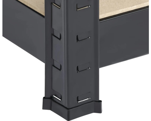 Detailaufnahme eines Metallregals mit Holzböden, das die Konstruktion und das Material zeigt.