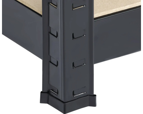 Detailansicht eines schwarzen Metallregals mit verstellbaren Regalböden