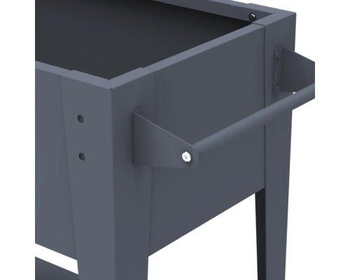 Detailansicht eines Pflanzkastens mit Griff