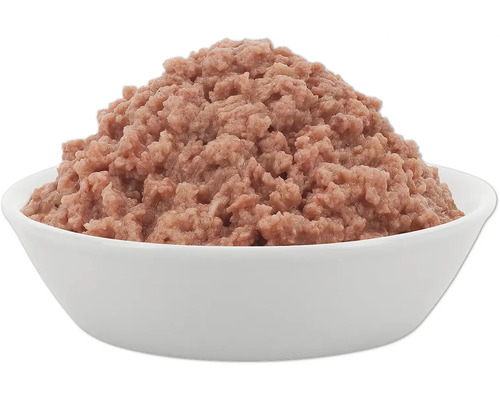 Hundenassfutter in einer weißen Schale