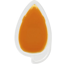 Tropfenförmige Schale gefüllt mit Flüssigkeit