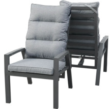 Zwei Gartenstühle mit Polsterung