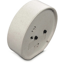 Rückseite einer Quarzuhr mit Einstellknöpfen