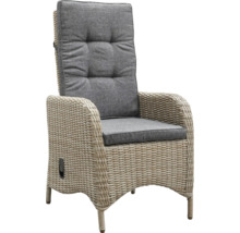 Gartensessel aus Polyrattan mit grauen Kissen