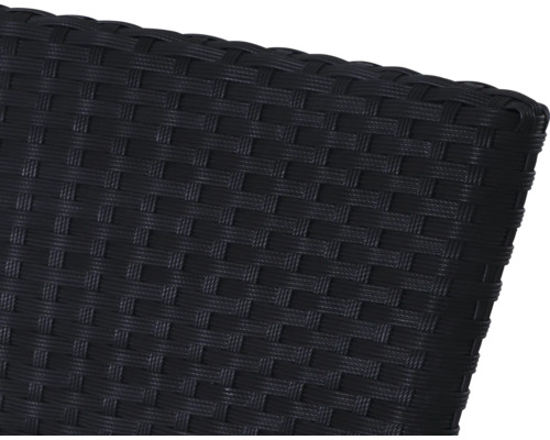 Detailansicht eines Polyrattan-Geflechts für Gartenmöbel.