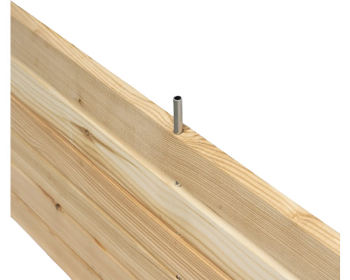 Holzbalken mit Metalleinsatz