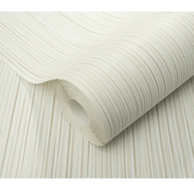 Tapetenrolle mit Streifenmuster
