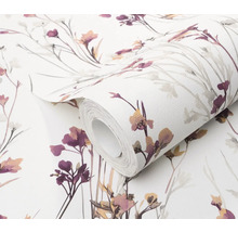 Tapetenrolle mit floralem Muster