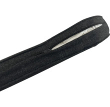 Detailaufnahme eines Kissens mit Reißverschluss