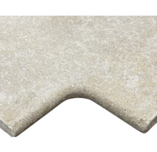 Detailaufnahme einer Travertinfliese