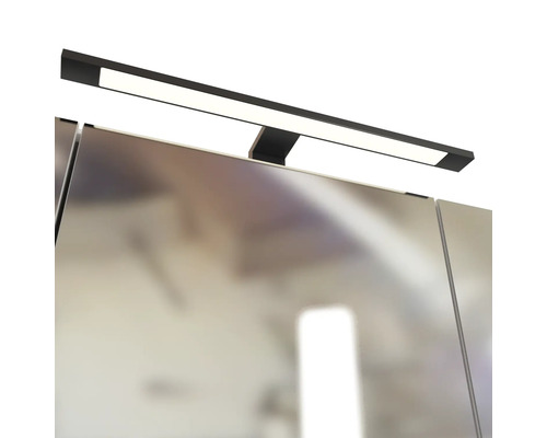Schwarze LED-Aufsatzleuchte für Badezimmerspiegel und Spiegelschränke, schlanke Bauform.