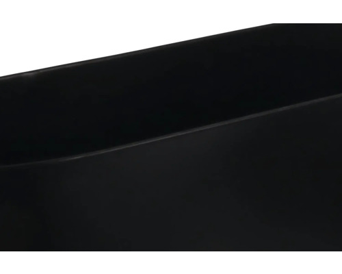 Detailansicht eines schwarzen Aufbewahrungsbehälters.