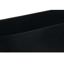 Schwarzer Pflanzkasten