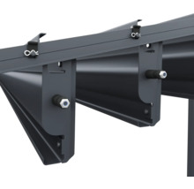 Detailansicht der Befestigung einer Terrassenüberdachung