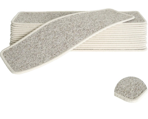 Stufenmatten aus Teppich im Stapel