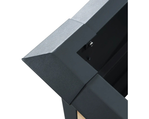 Detailansicht einer Eckverbindung eines Pavillons aus Metall