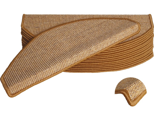 Stufenmatten aus Sisal im Stapel