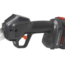 Akku Gartenschere für den Gartenbereich