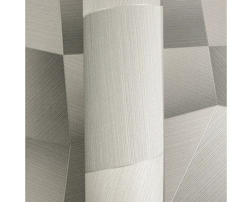 Vliestapete mit modernem geometrischem Muster aus Dreiecken und feiner Linienstruktur.