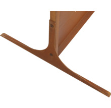 Detailansicht eines Möbelbeins aus Holz