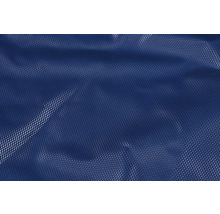 Detailansicht einer blauen Gewebeplane mit Textur