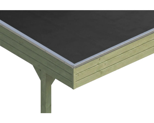 Detailansicht einer Carport-Dachecke mit Holzkonstruktion, Aluminium-Dachabschlussleiste und dunkler Dacheindeckung.
