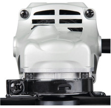 Nahaufnahme des Getriebekopfes und der Schutzhaube eines Winkelschleifers