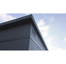 Außenansicht eines modernen Gartenhauses mit Belüftung