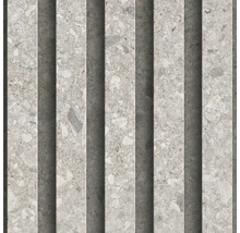 Feinsteinzeug Wandfliese in Terrazzo-Optik mit vertikaler Lamellenstruktur in Grau.