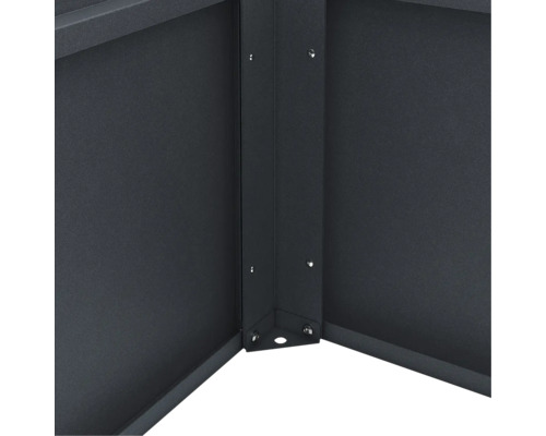 Eckverbindung aus Metall mit Verschraubung für Hochbeete oder Gartenkästen.